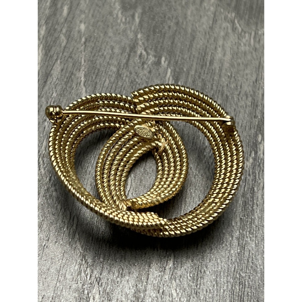 VTG Wells 1/20 12K Gold Filled Interlocking Rope Circle Brooch Pin - Picture 4 of 7